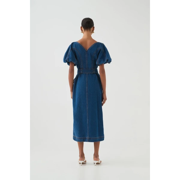 luxury Clothing from Coveti Marketplace