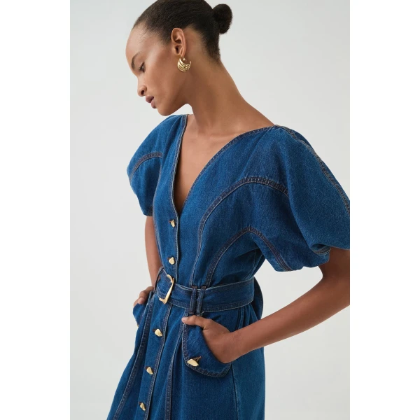 luxury Clothing from Coveti Marketplace