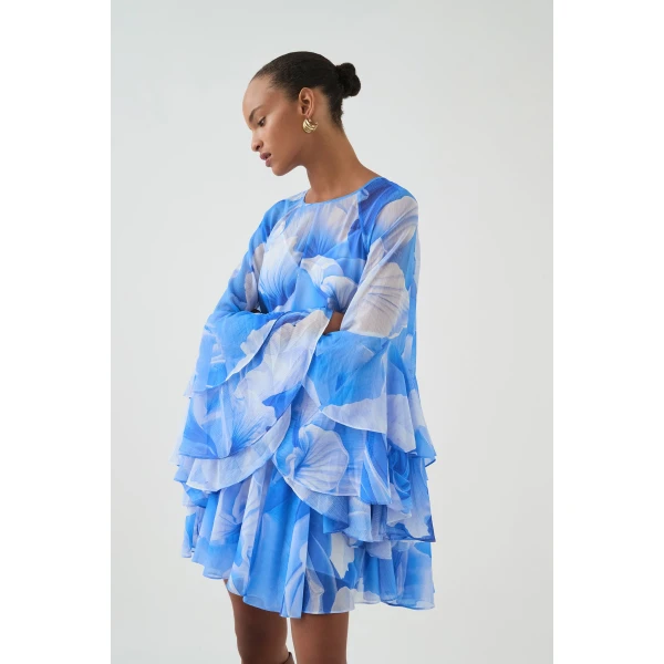 luxury Clothing from Coveti Marketplace