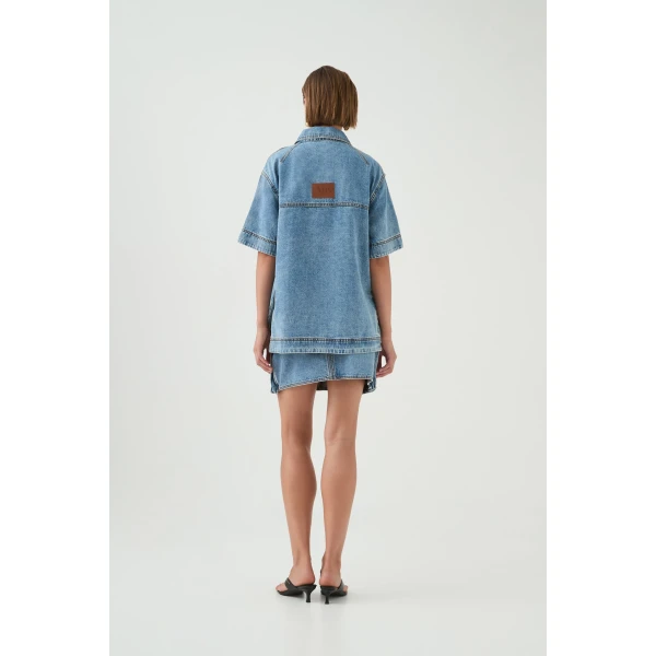 luxury Clothing from Coveti Marketplace