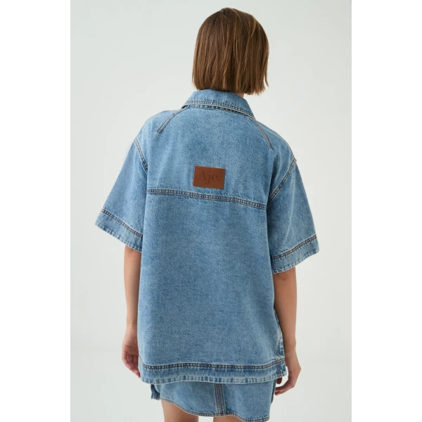 luxury Clothing from Coveti Marketplace