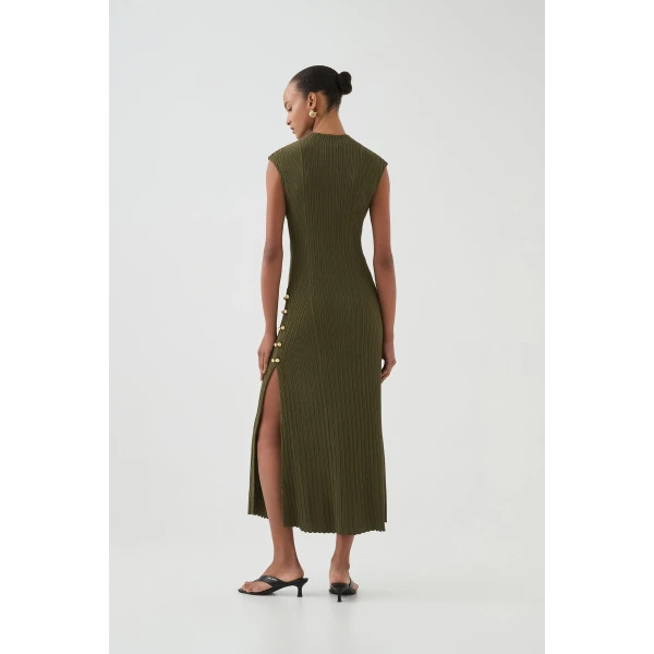 luxury Clothing from Coveti Marketplace