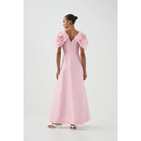 luxury Clothing from Coveti Marketplace
