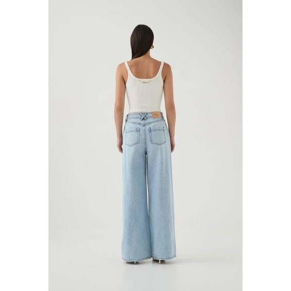 luxury Clothing from Coveti Marketplace