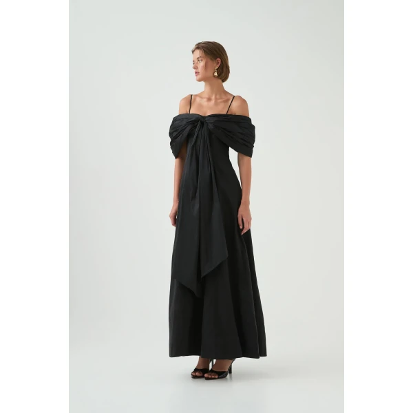 luxury Clothing from Coveti Marketplace