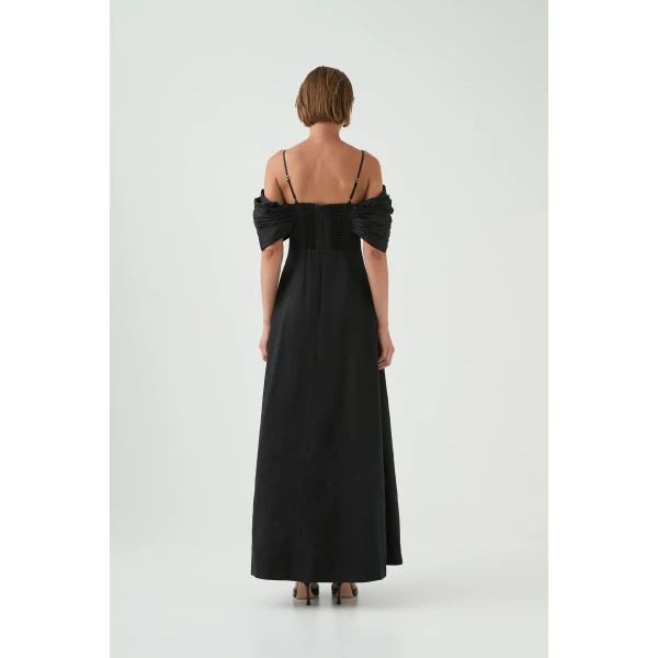 luxury Clothing from Coveti Marketplace