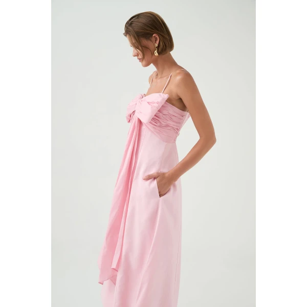 luxury Clothing from Coveti Marketplace