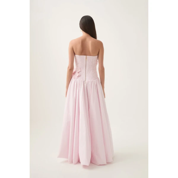 luxury Clothing from Coveti Marketplace