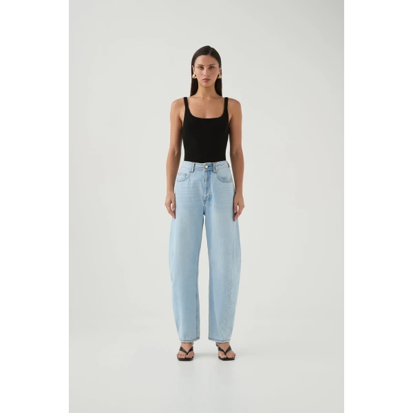Stevie Barrel Ankle Jean