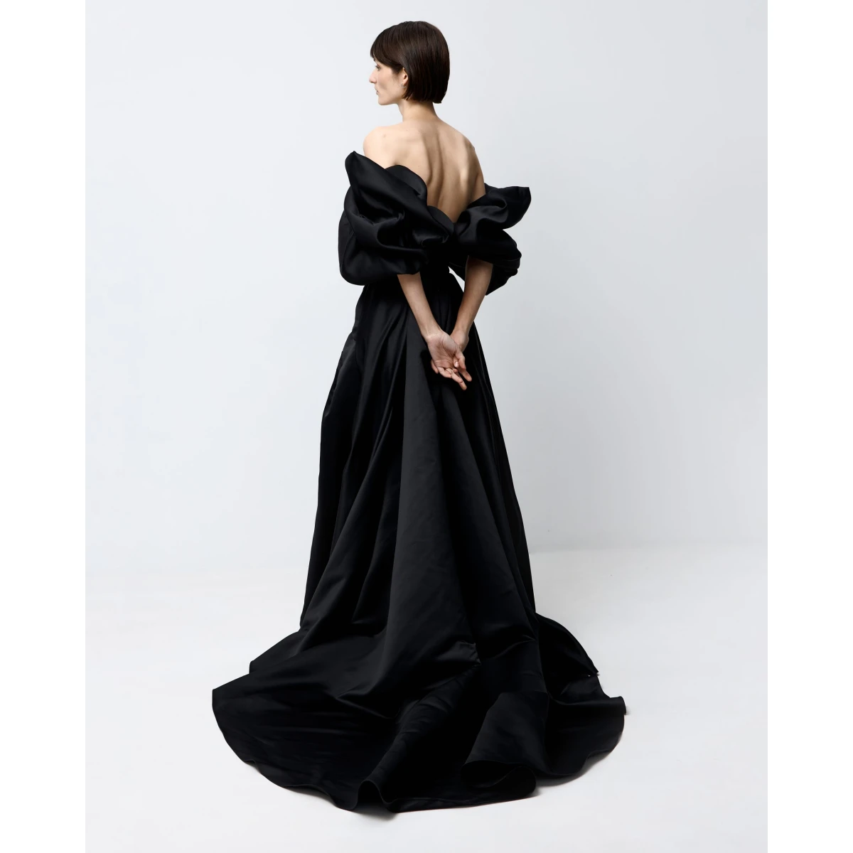 Monetre  Black gown