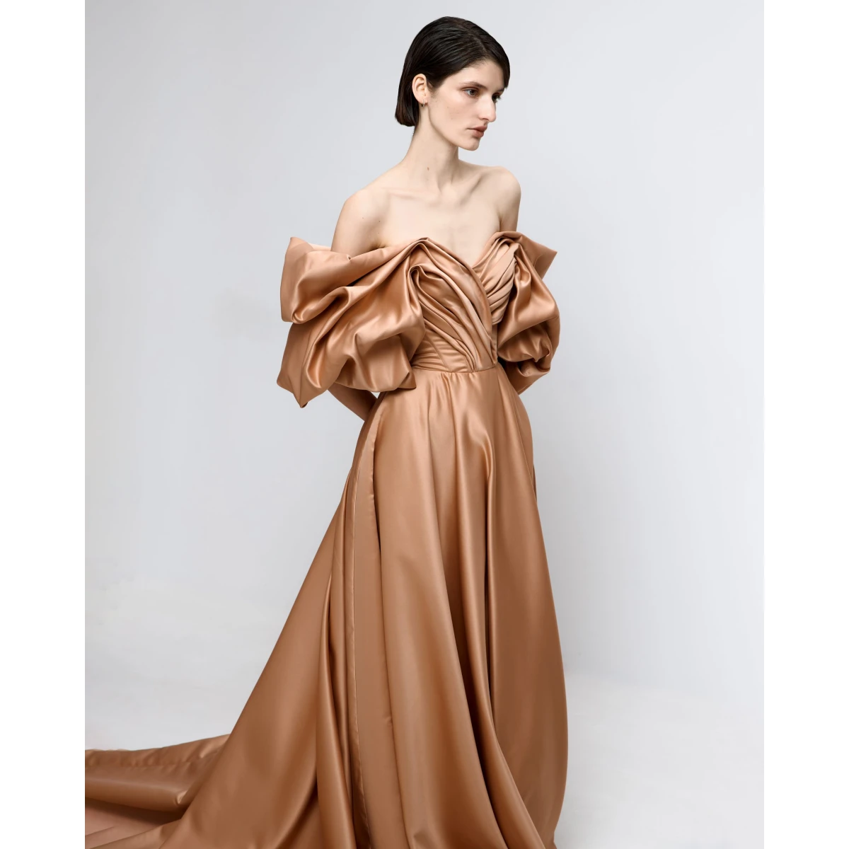 Monetre  Brown gown