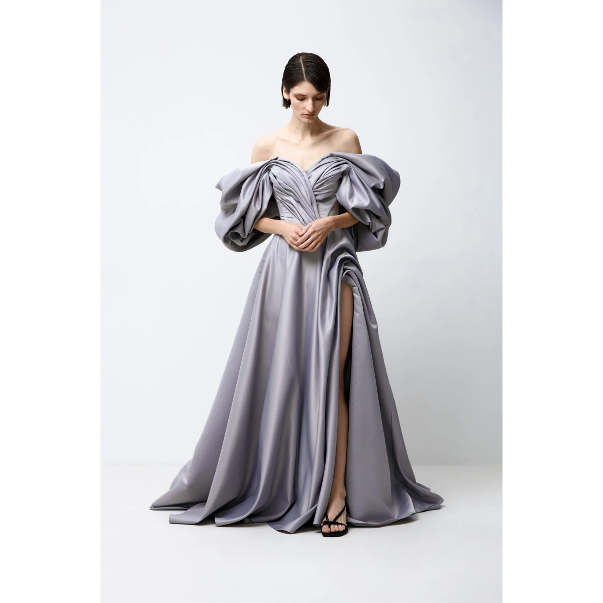 Monetre gowns
