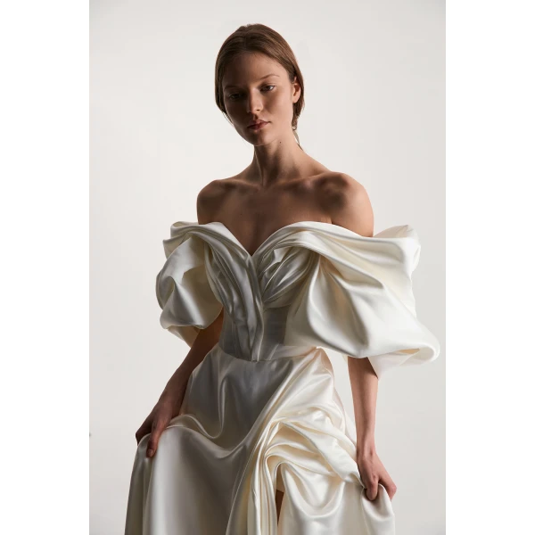 Monetre  Ivory gown