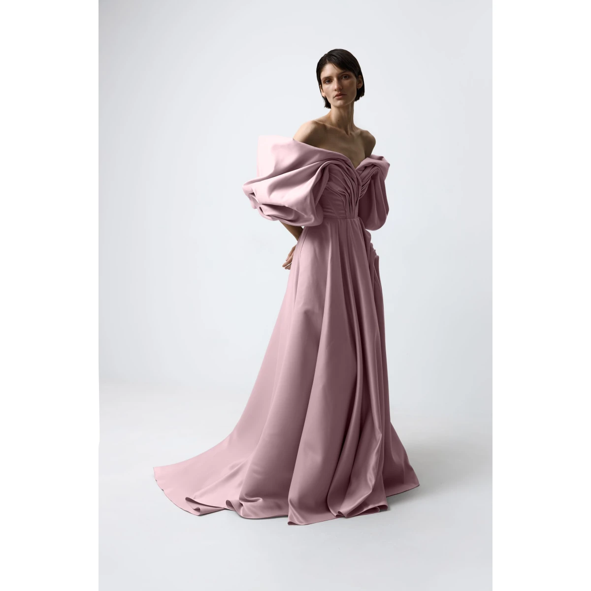 Monetre gown
