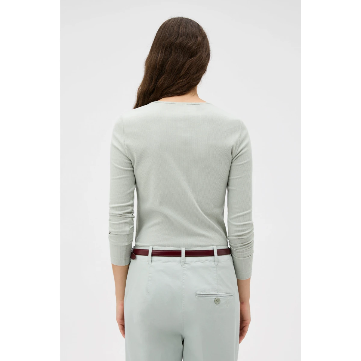 Oroton clothing