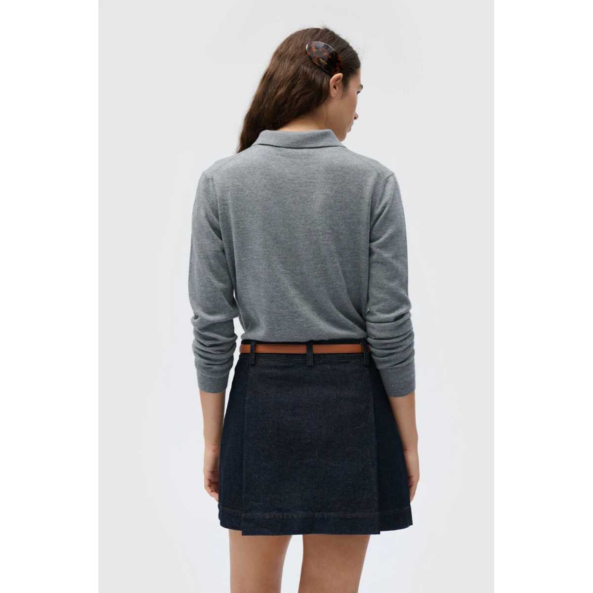 Oroton clothing