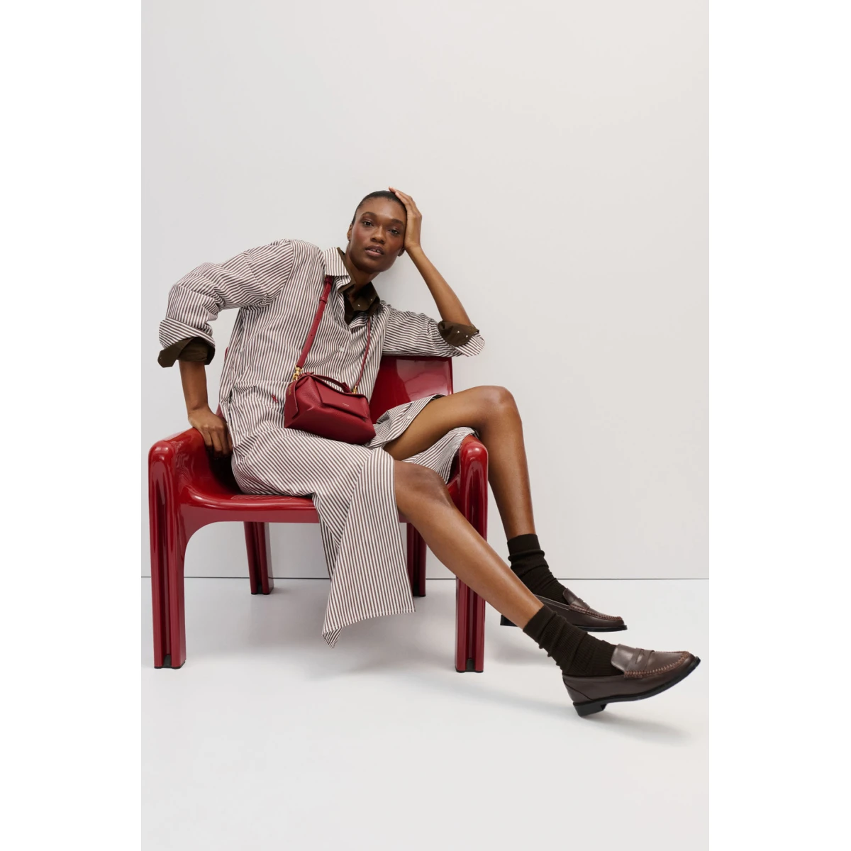 Oroton clothing