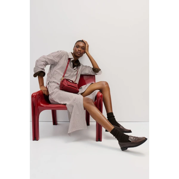 Oroton clothing