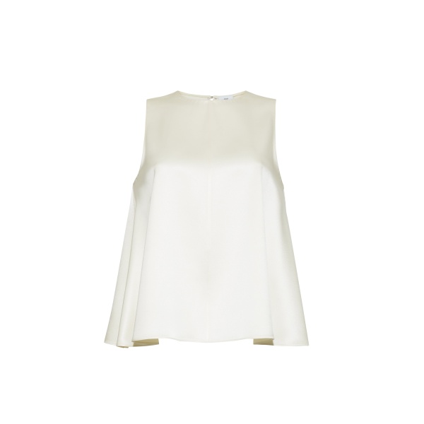 Image of model facing front– Elias Top