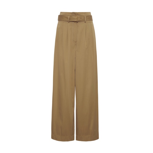 Model facing forward – Jericho Pant