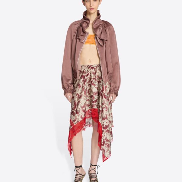 with contrast lace trim and Orchid Petal all-over print