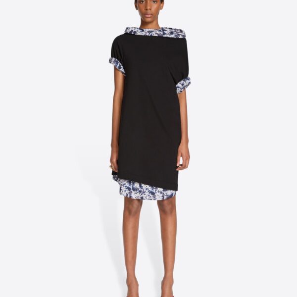 with contrast Chopped Orchid Petal print.