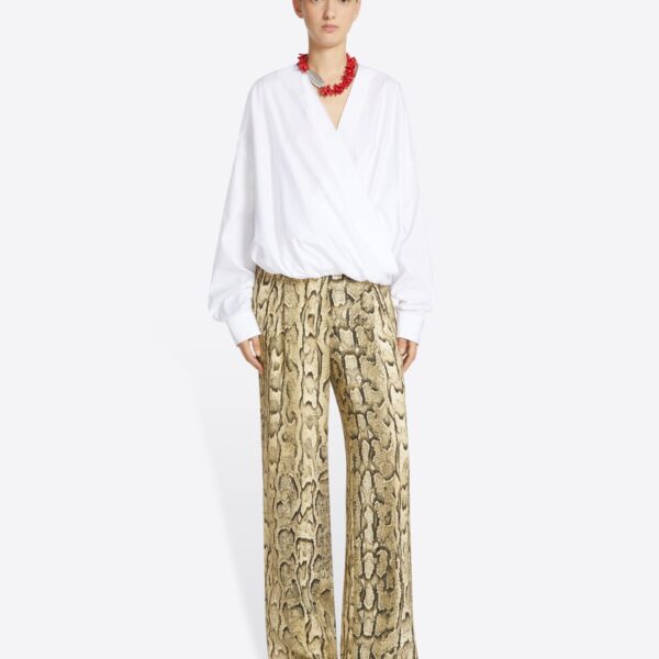 in cotton poplin.