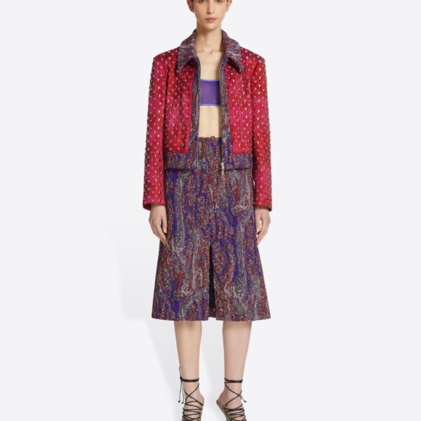in jacquard cotton viscose blend.