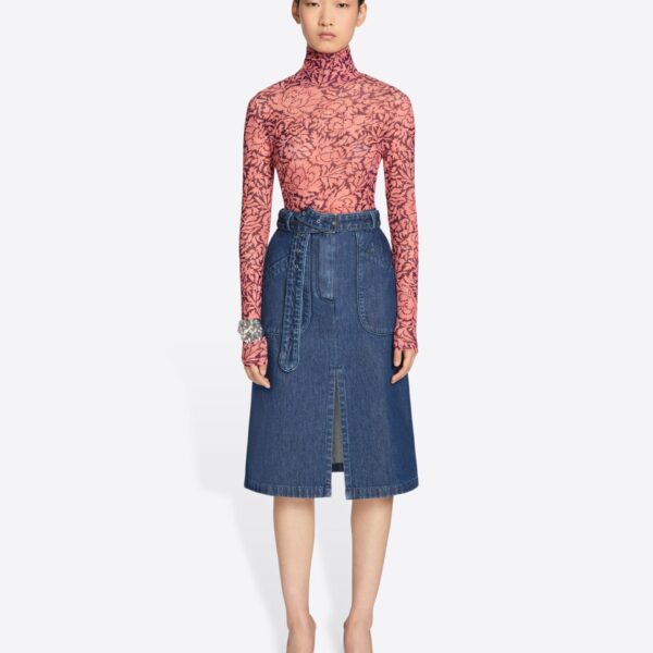 in transparent mesh with all-over floral print.