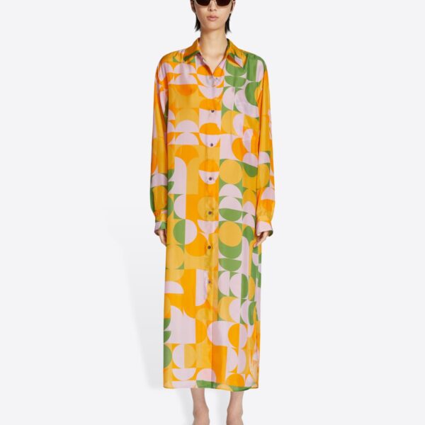 with bicolor geometrical print.