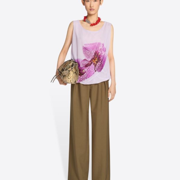 with draping and placed Orchid print.