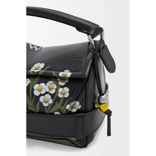 LOEWE bags