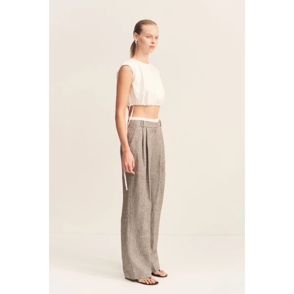 Shona Joy Linen   Garden Party with relaxed fit and minimalist silhouette for Minimalist Fashion or Elegant Day Clothing
