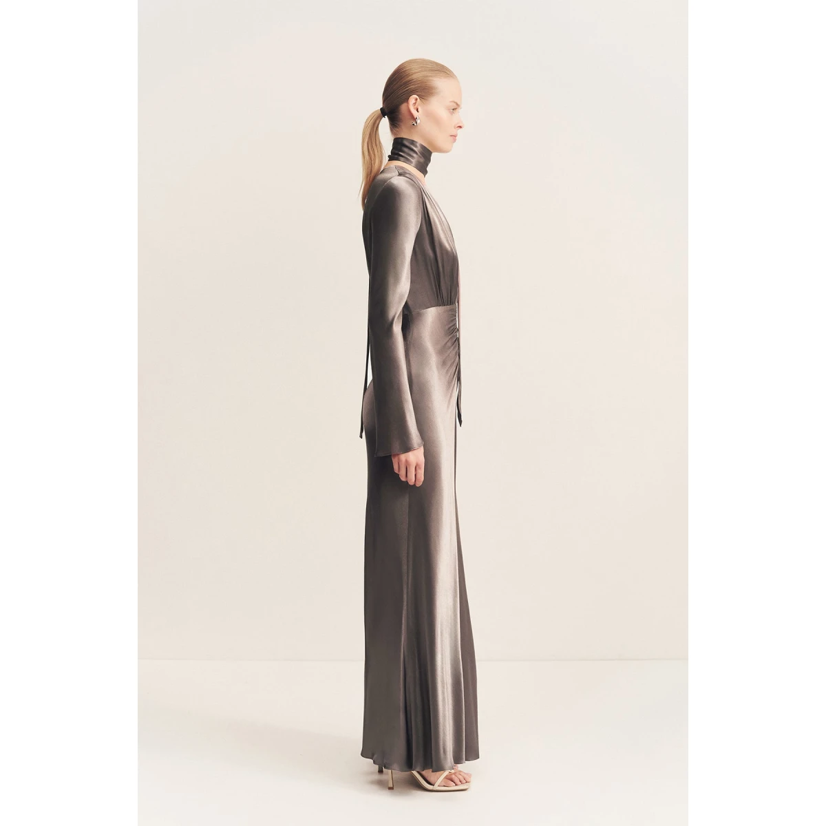 La Lune Plunged Long Sleeve Maxi Dress - Graphite - Image 5