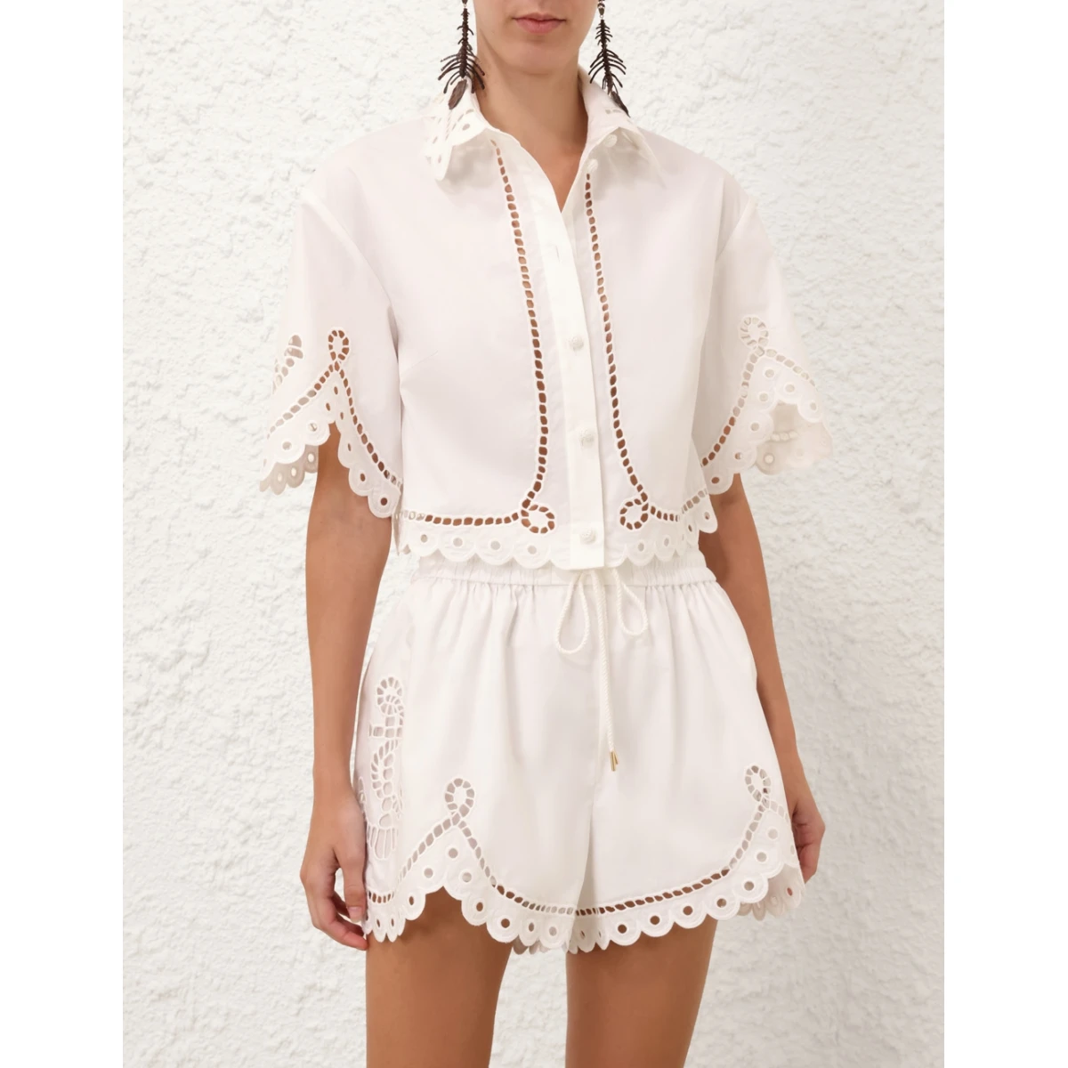 available now at Coveti.