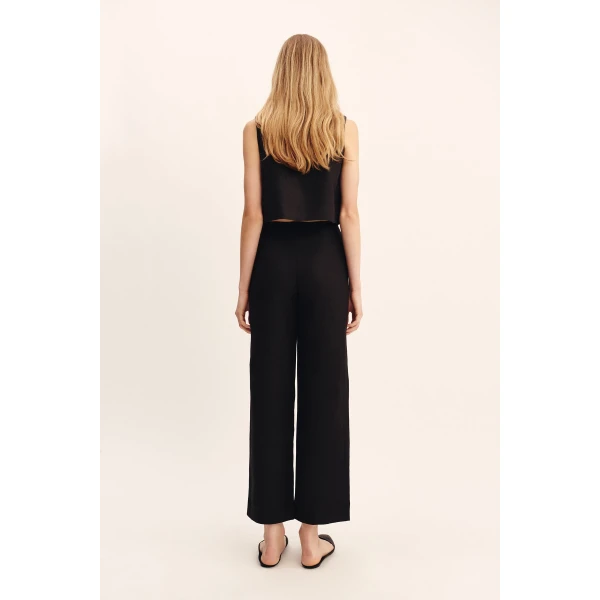 Posse Noelle Pant - Black – sustainable Pants in Black from Australian designer at Coveti.