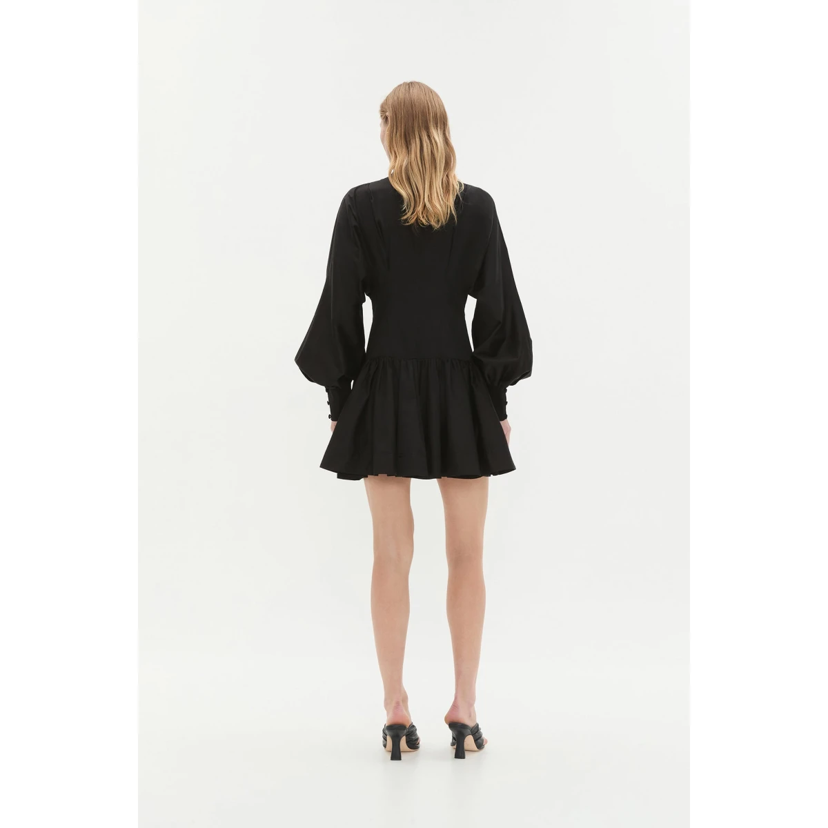 Aje clothing Aus Dresses – structured silhouette with raw femininity from Coveti
