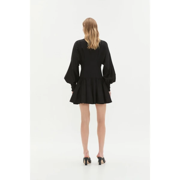 Aje clothing Aus Dresses – structured silhouette with raw femininity from Coveti