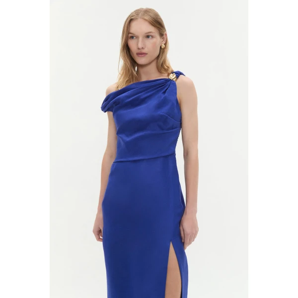 Aje Aus Dresses – structured silhouette with raw femininity from Coveti