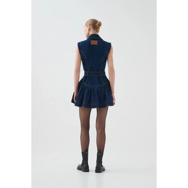Aje clothing Aus Dresses – structured silhouette with raw femininity from Coveti