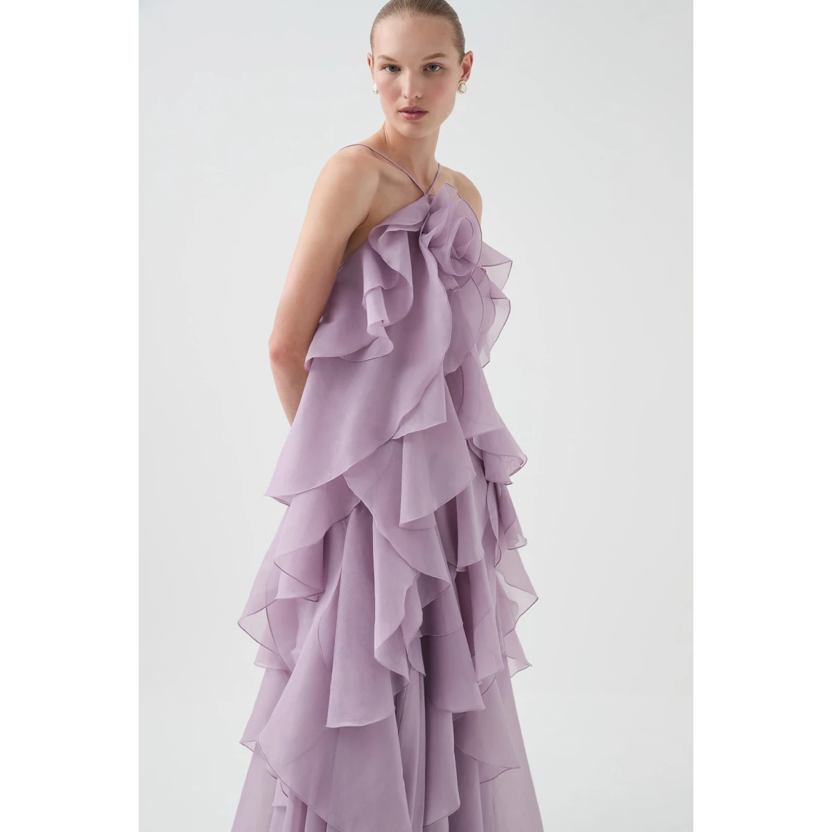 Aje Aus Dresses – structured silhouette with raw femininity from Coveti