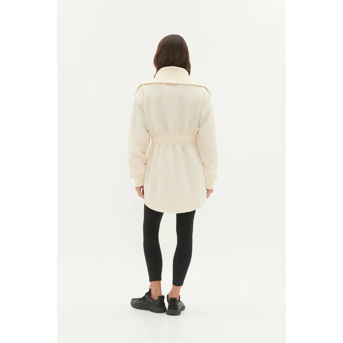 Aje clothing Aus Jackets – structured silhouette with raw femininity from Coveti