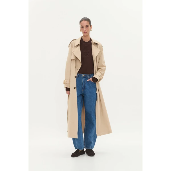 Aje Aus Knitwear – structured silhouette with raw femininity from Coveti