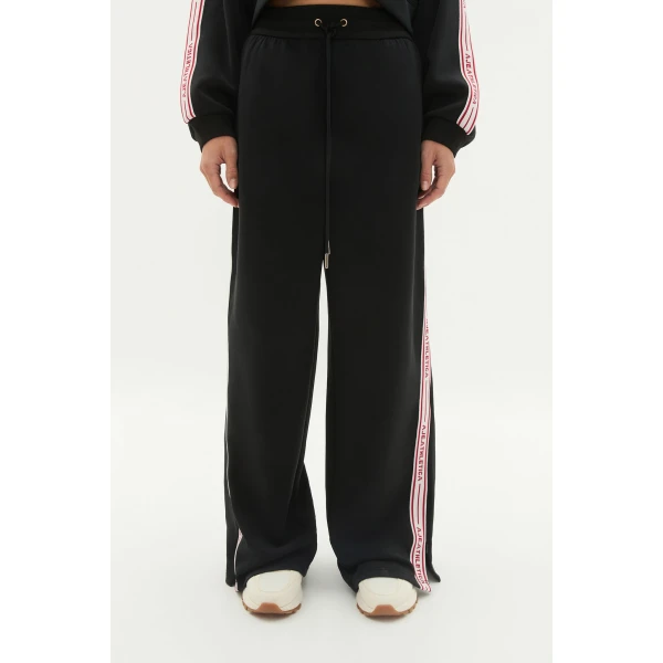 Logotape Zip Trackpants 504