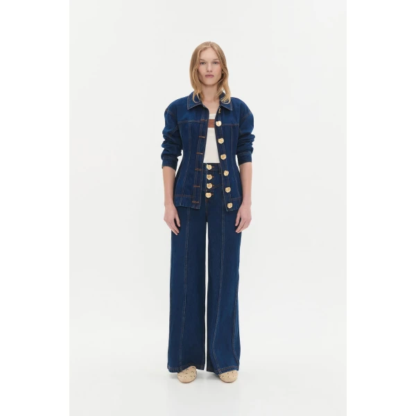 Aje clothing Aus Tops – structured silhouette with raw femininity from Coveti