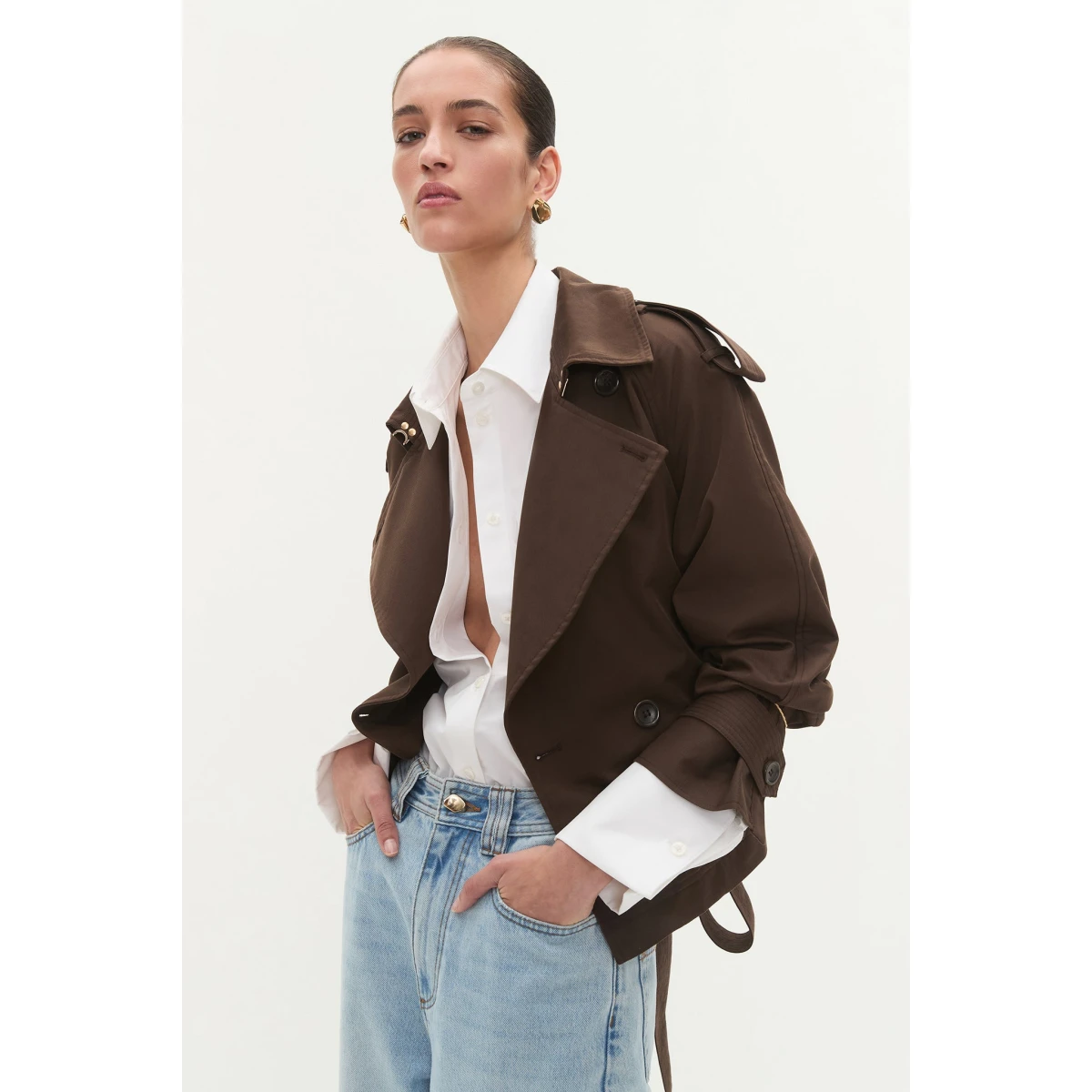 Aje clothing Aus Tops – structured silhouette with raw femininity from Coveti
