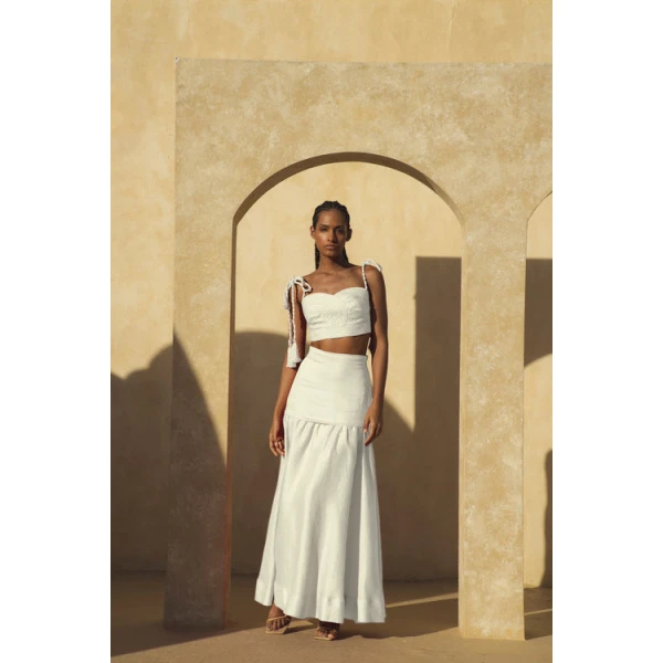 Andres Otalora luxury designer Skit with bold silhouette in linen