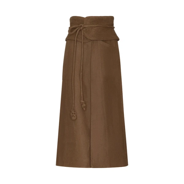 Andres Otalora luxury designer Skit with bold silhouette in linen