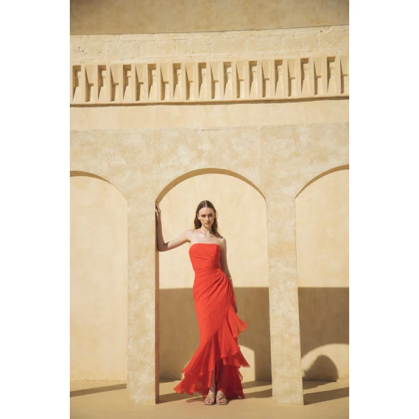Andres Otalora luxury designer Dress with bold silhouette in linen