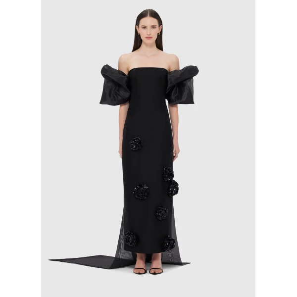 Internally adjustable elasticated puff sleeve